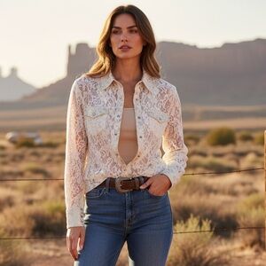 RARE Ariat Lace W/Gold Velvety Satin Trim & Pearl Snaps Western Shirt M
